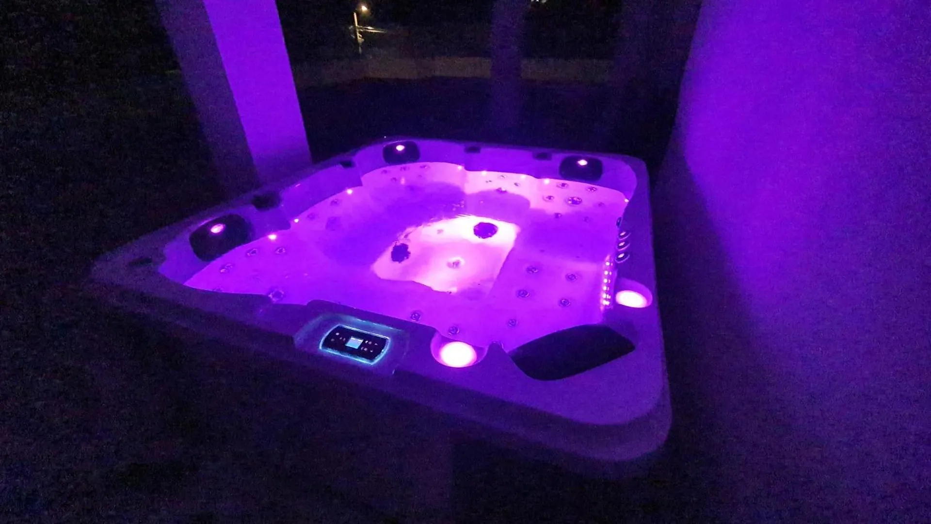 Apartment Ferienwohnung Adriaperle Villa Casper Mit Whirlpool Palit